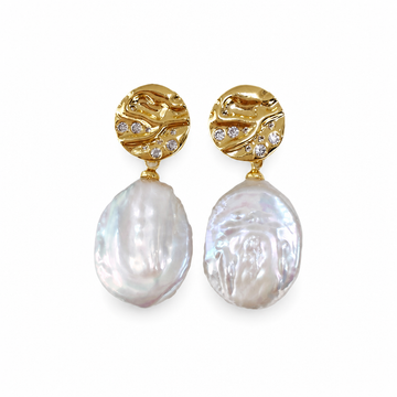 044-natural-freshwater-baroque-pearl-earring