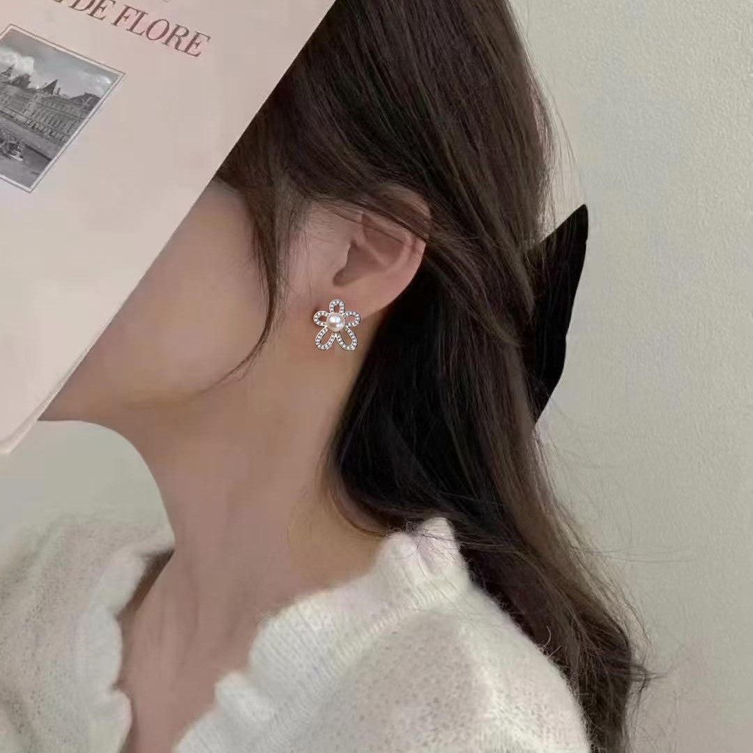 Flower S925 Sterling Silver Natural Freshwater Pearl Earrings