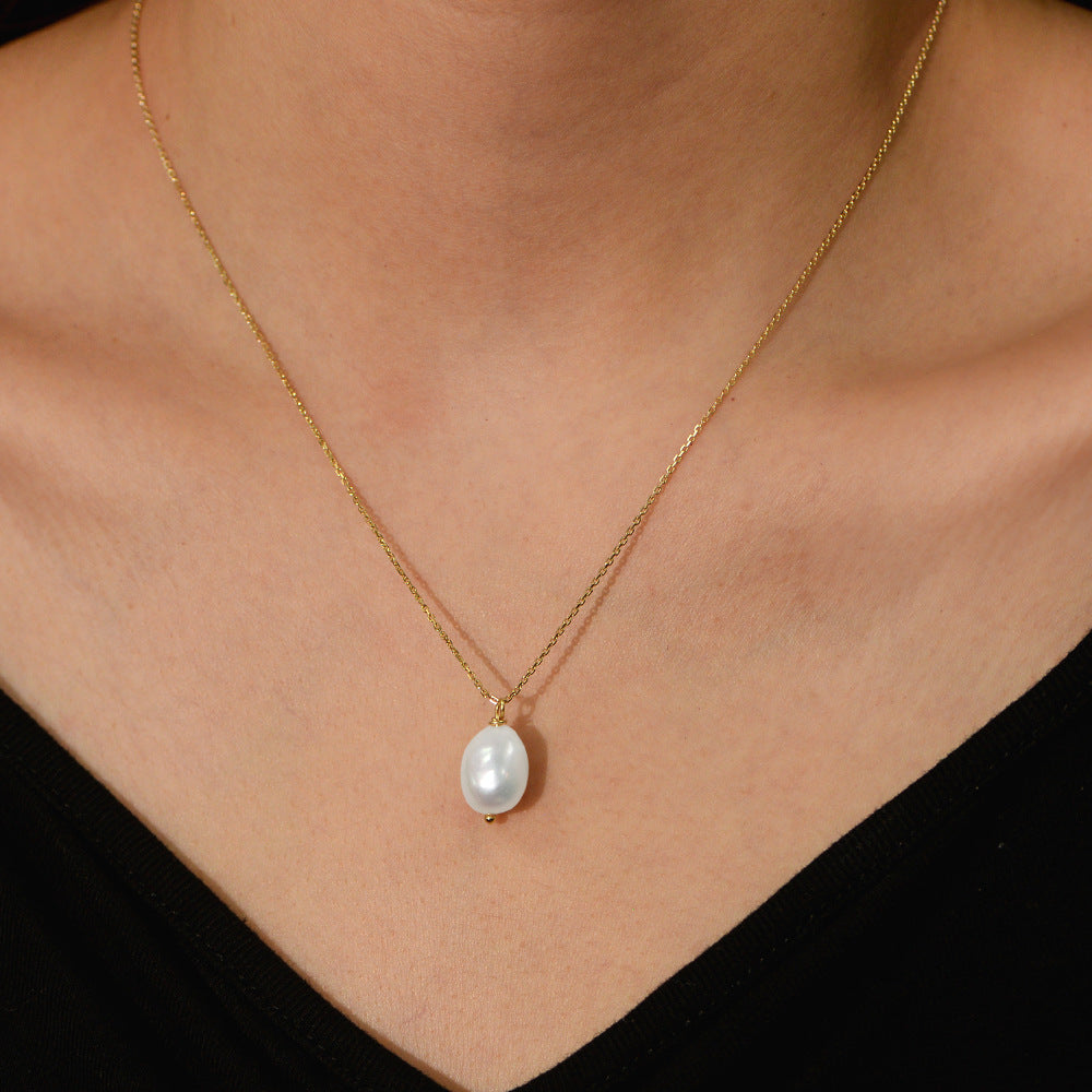 Minimalist Natural Freshwater Pearl Necklace