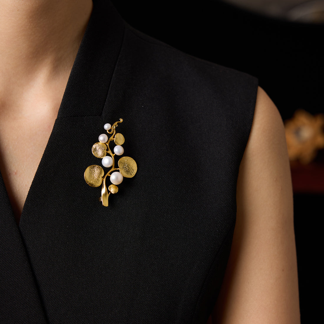 097-golden-wreath-brooch-pin-womens-brooches