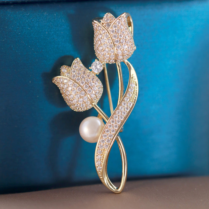 Golden flower pearl brooch pins #306