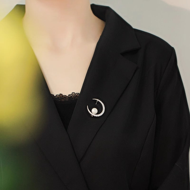 Crescent Pearl Brooch pin